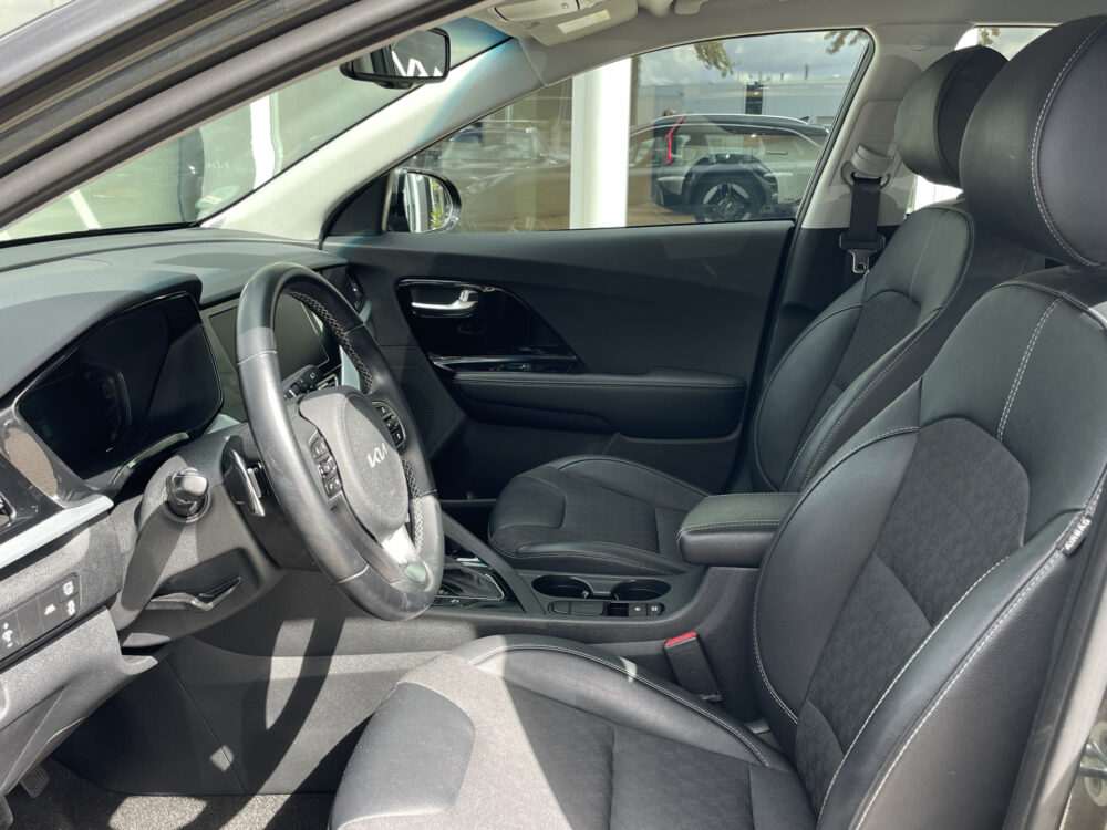 Kia Niro 1.6 GDi Hybrid DynamicLine 11