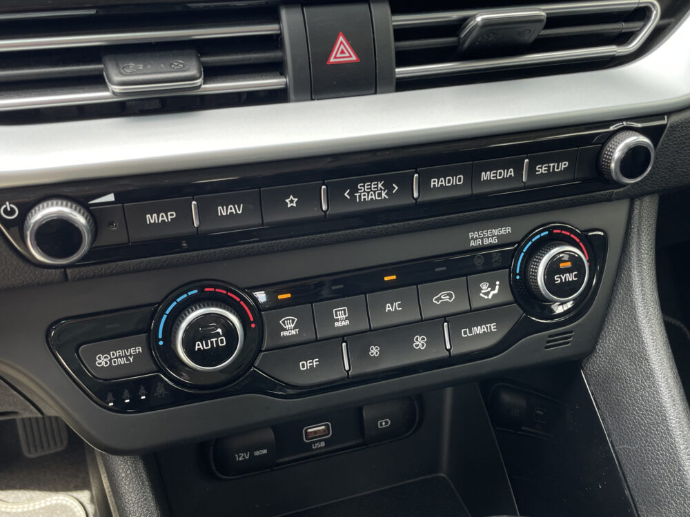 Kia Niro 1.6 GDi Hybrid DynamicLine 13