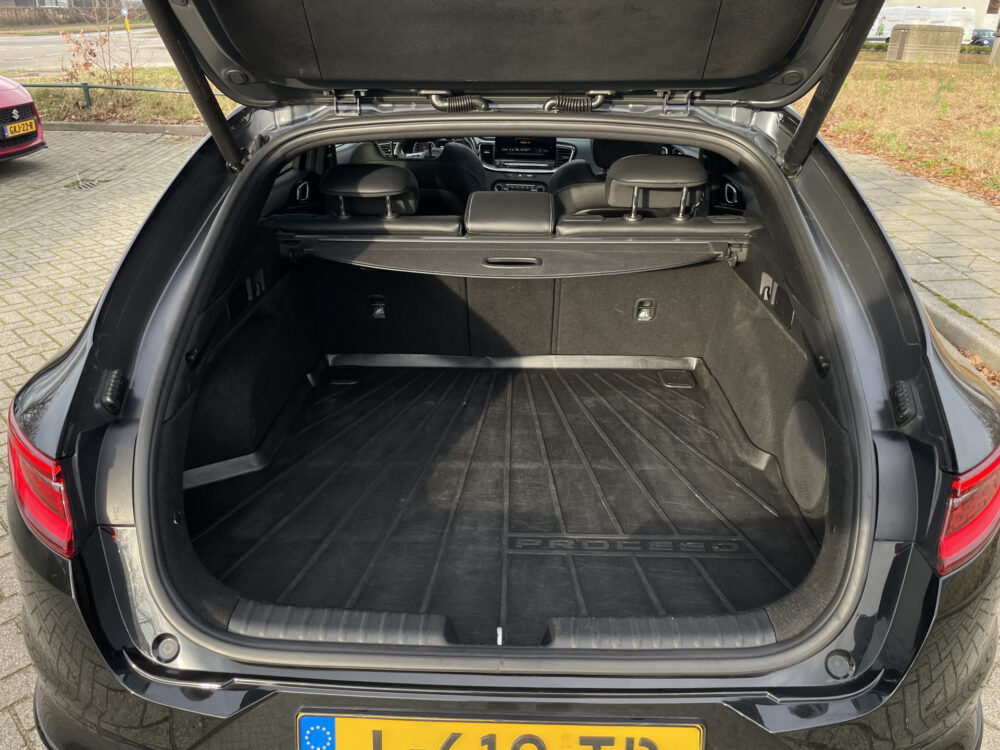 Kia ProCeed 1.5 T-GDI GT-PlusLine 8