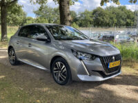 Peugeot 208 1.2 PureTech Allure Pack 31