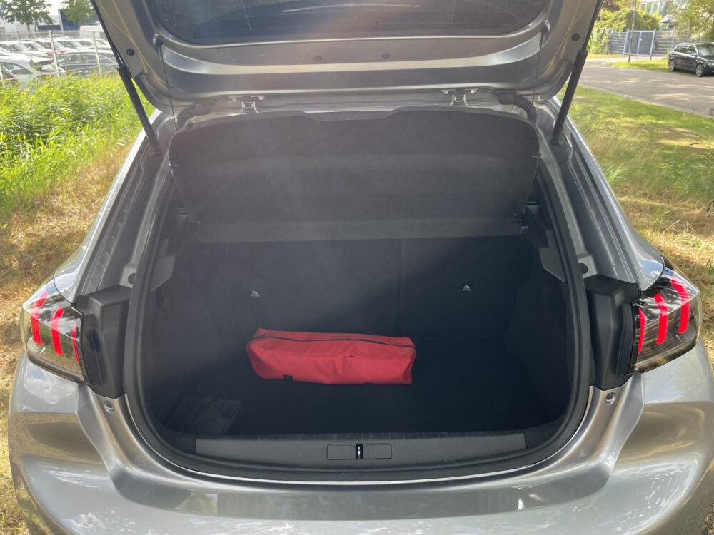 Peugeot 208 1.2 PureTech Allure Pack 9