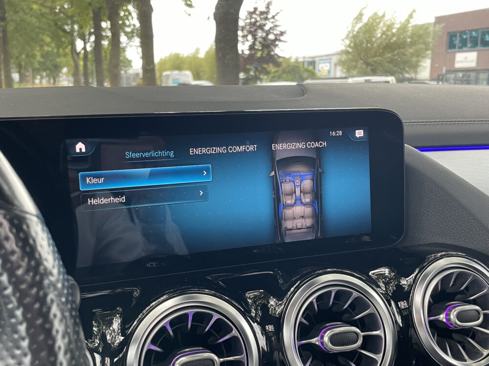 Mercedes-Benz B-Klasse 200 Business Solution AMG 23
