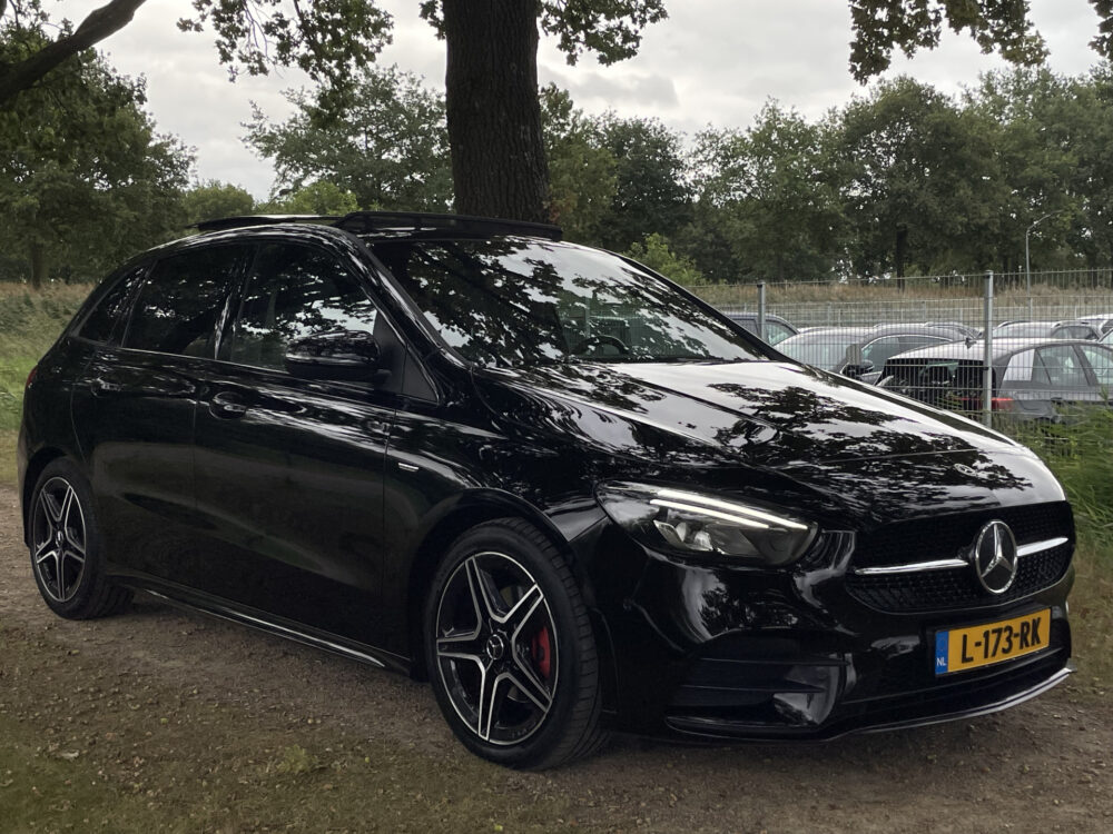 Mercedes-Benz B-Klasse 200 Business Solution AMG 3