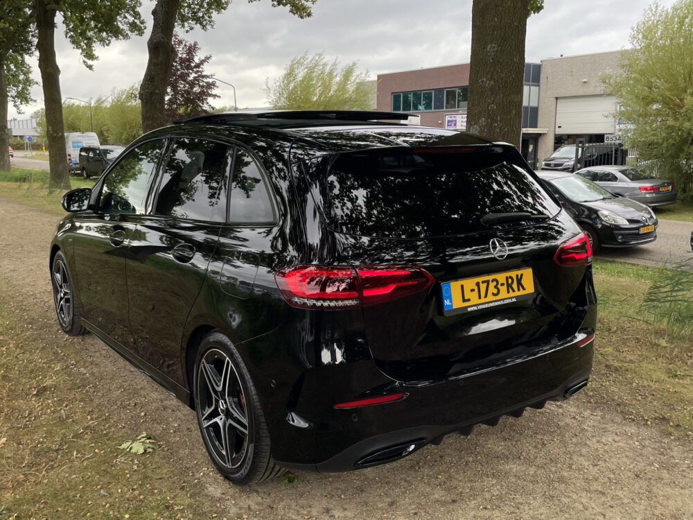 Mercedes-Benz B-Klasse 200 Business Solution AMG 7