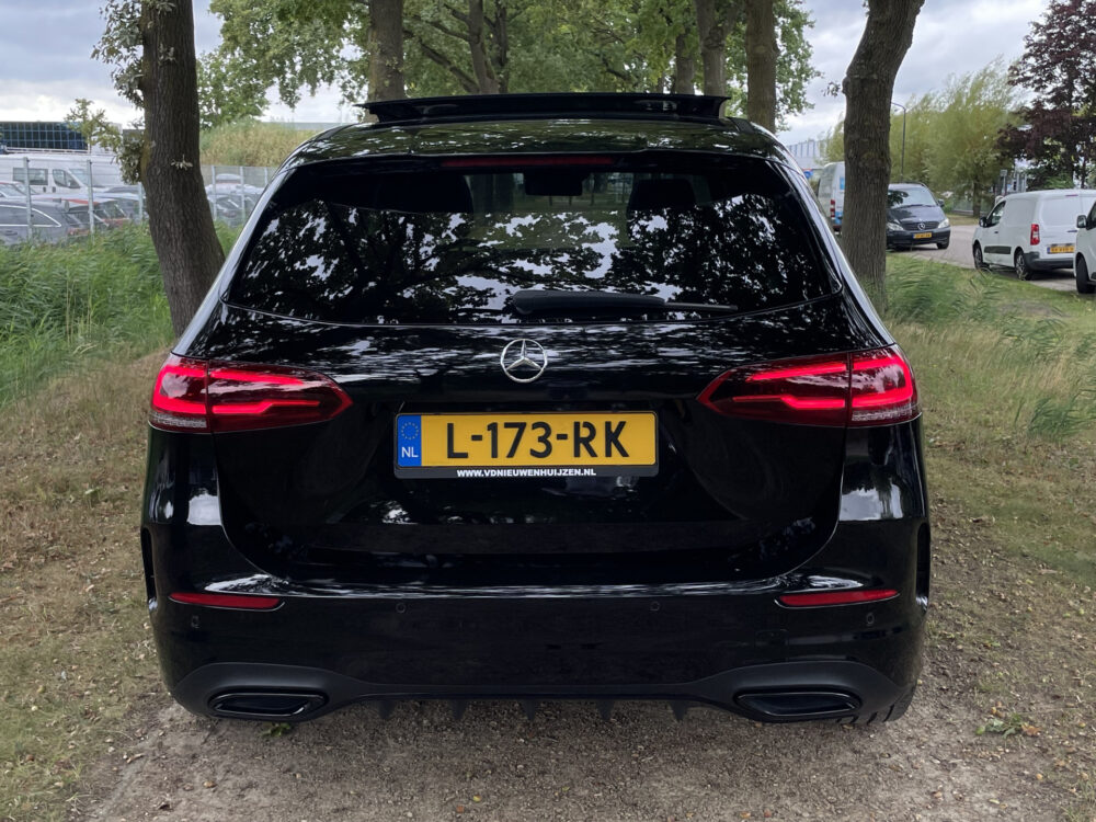 Mercedes-Benz B-Klasse 200 Business Solution AMG 8