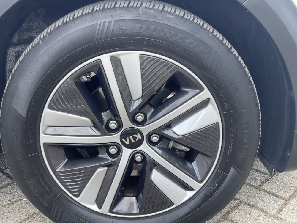 Kia Niro 1.6 GDi Hybrid DynamicLine 4