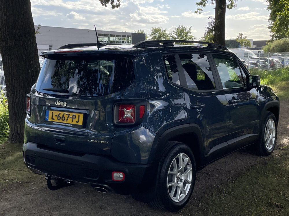 Jeep Renegade 1.3T DDCT Limited 7