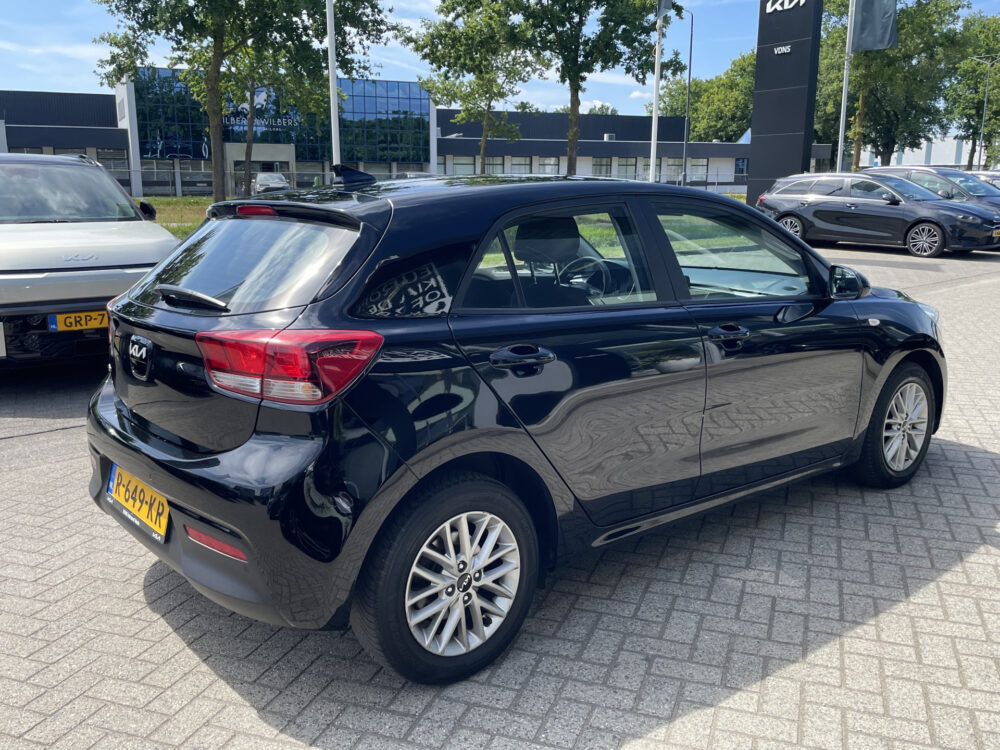 Kia Rio 1.0 T-GDi MHEV DynamicLine // Navigation Pack 4
