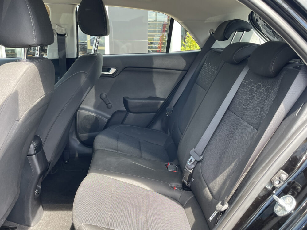 Kia Rio 1.0 T-GDi MHEV DynamicLine // Navigation Pack 7