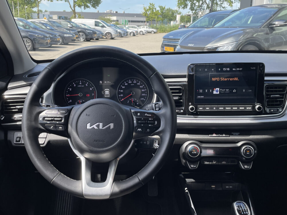 Kia Rio 1.0 T-GDi MHEV DynamicLine // Navigation Pack 9