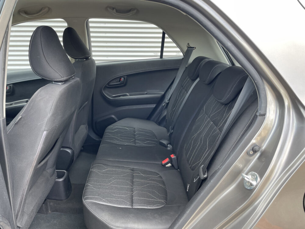 Kia Picanto 1.0 CVVT ComfortLine 10