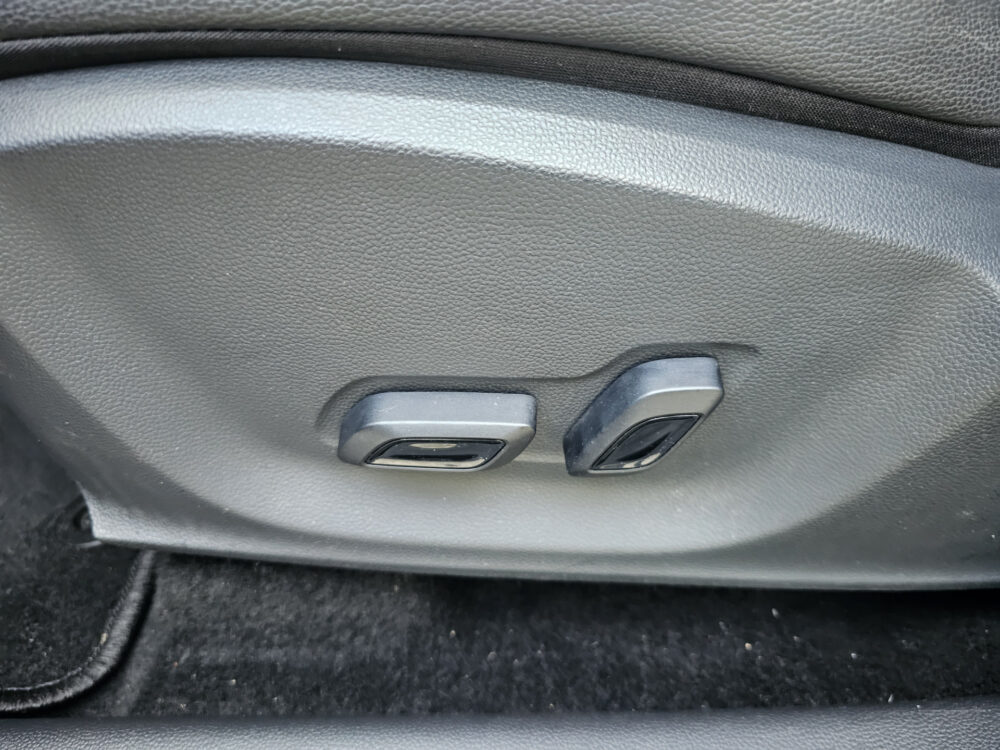 MG ZS EV Luxury 45 kWh 11
