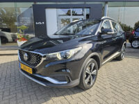 MG ZS EV Luxury 45 kWh 21
