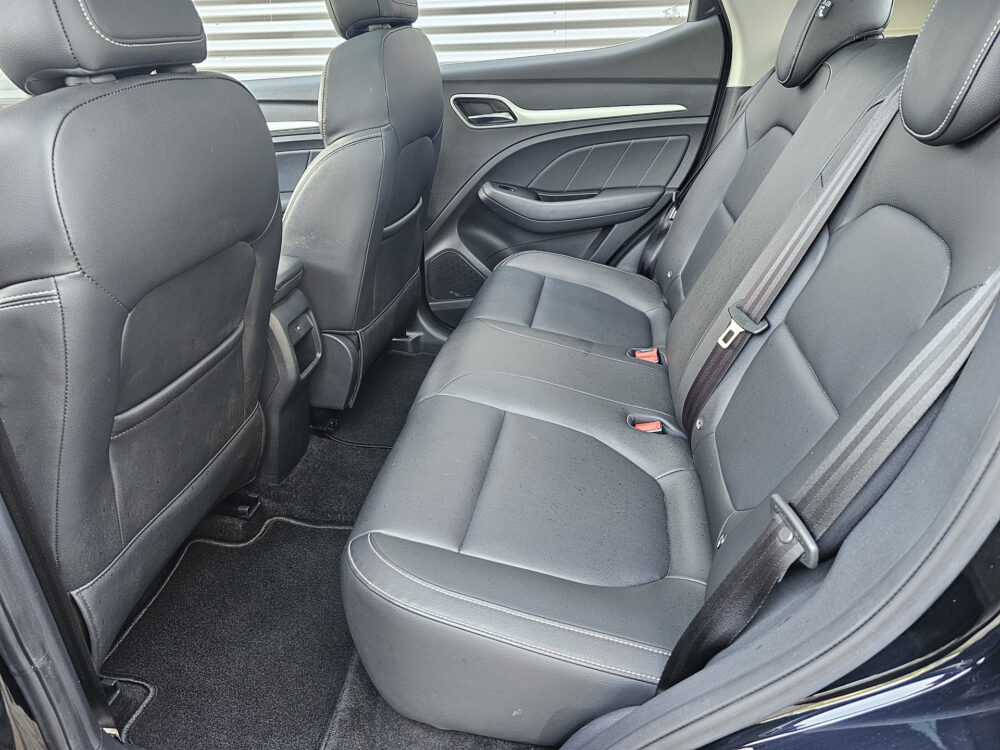 MG ZS EV Luxury 45 kWh 8