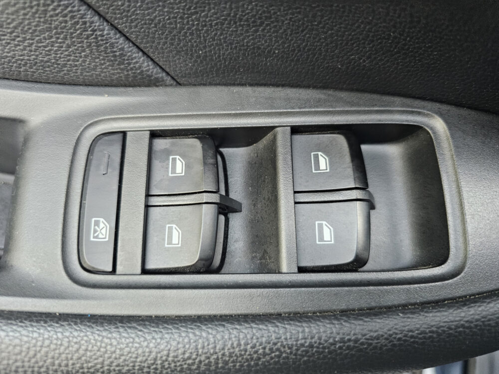MG ZS EV Luxury 45 kWh 9