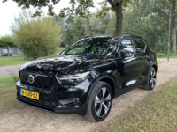 Volvo XC40 Recharge P8 AWD R-Design 35