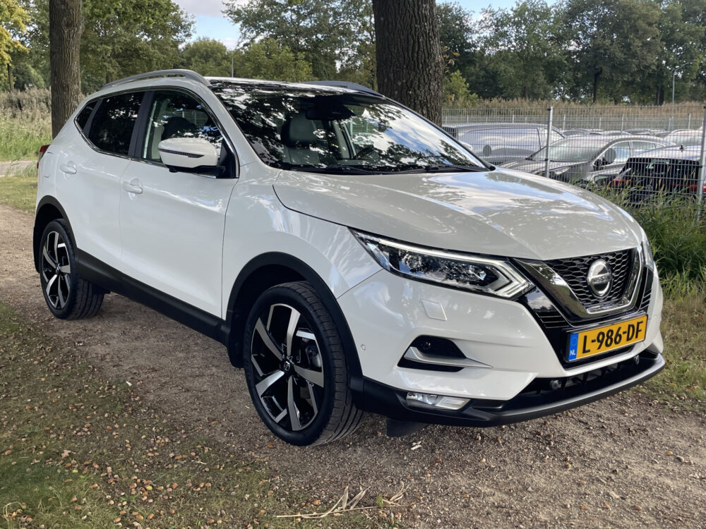 Nissan QASHQAI 1.3 DIG-T Tekna 3