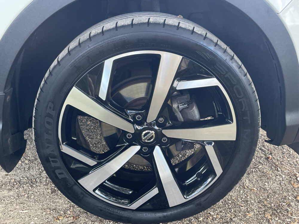 Nissan QASHQAI 1.3 DIG-T Tekna 5