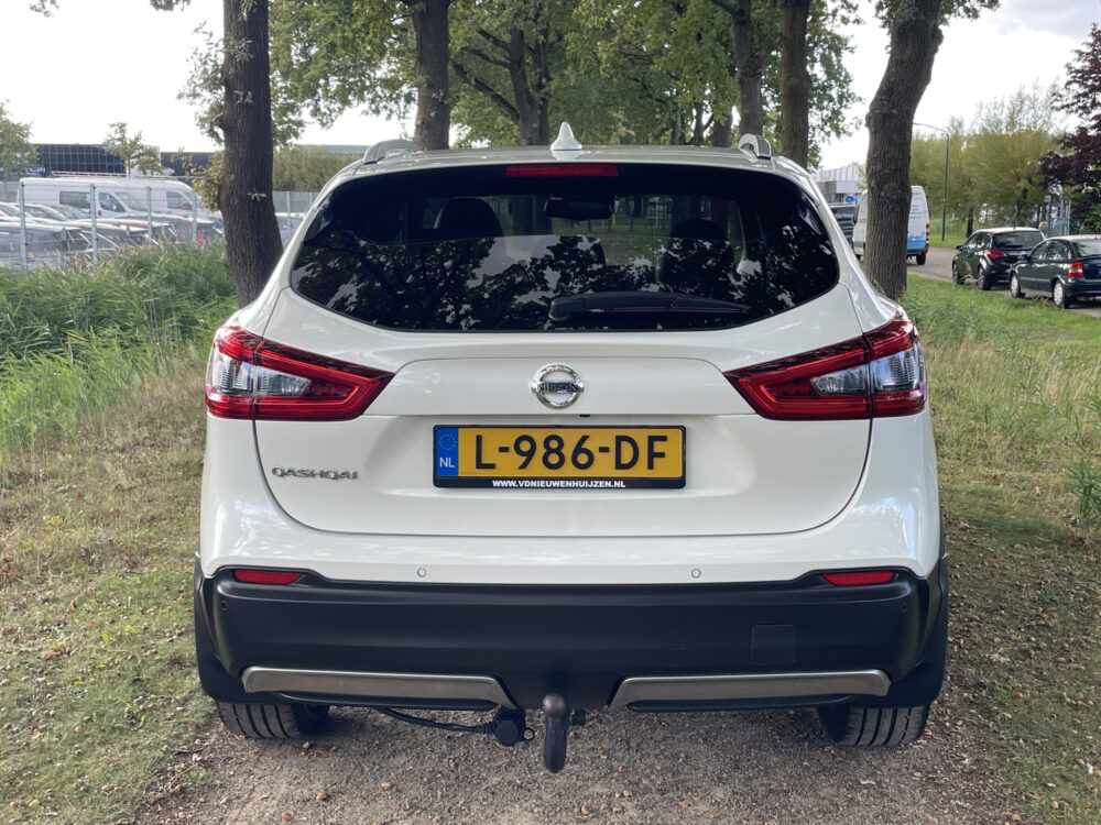 Nissan QASHQAI 1.3 DIG-T Tekna 7