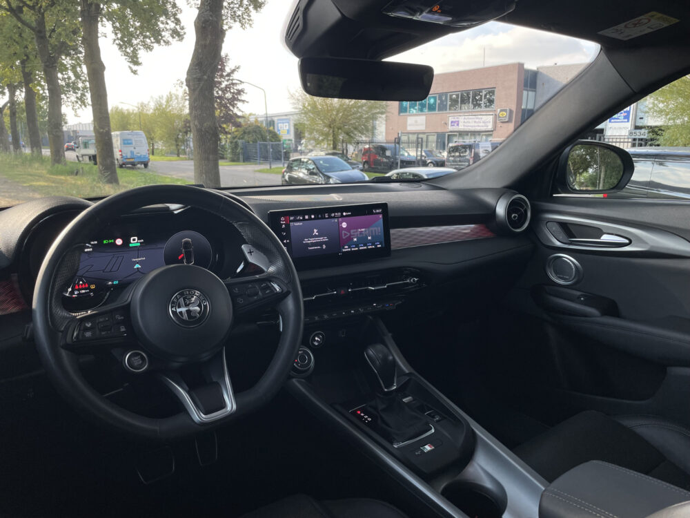 Alfa Romeo Tonale 1.5T Hybrid Edizione Speciale 14