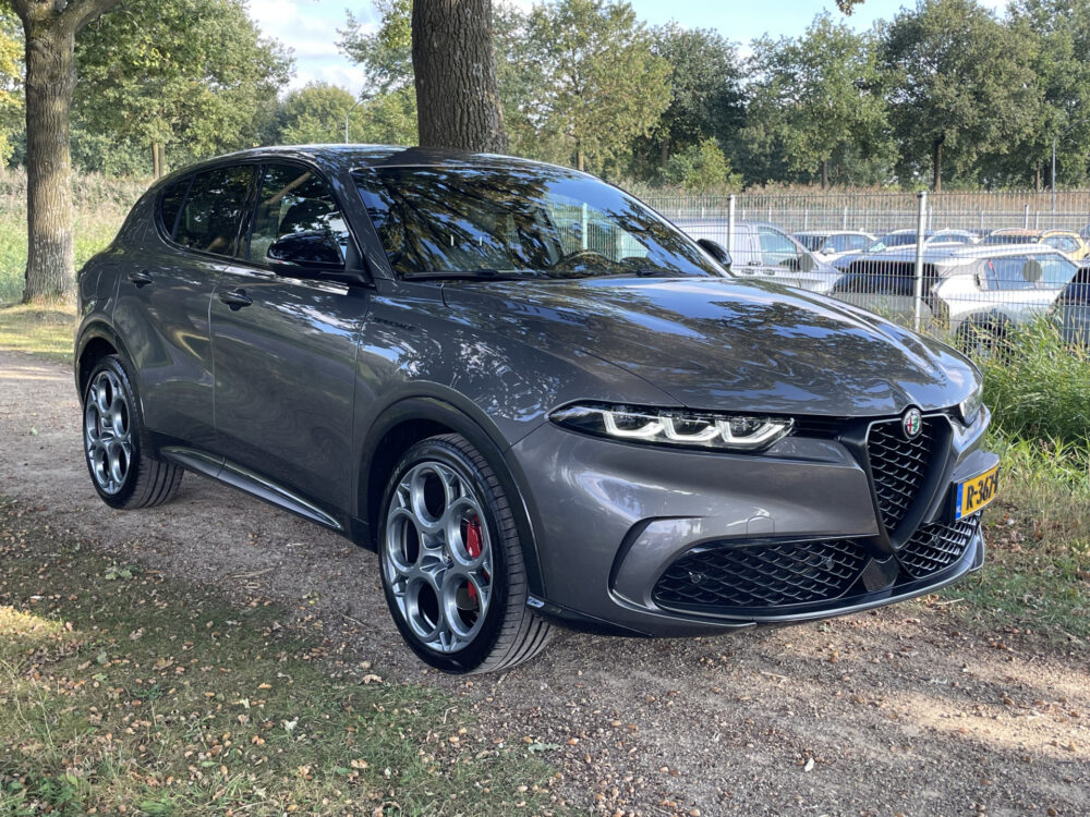 Alfa Romeo Tonale 1.5T Hybrid Edizione Speciale 3