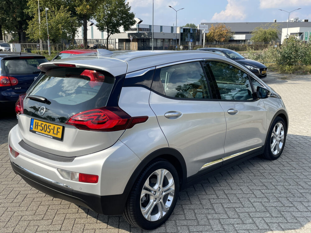 Opel Ampera-E Business executive 60 kWh 8