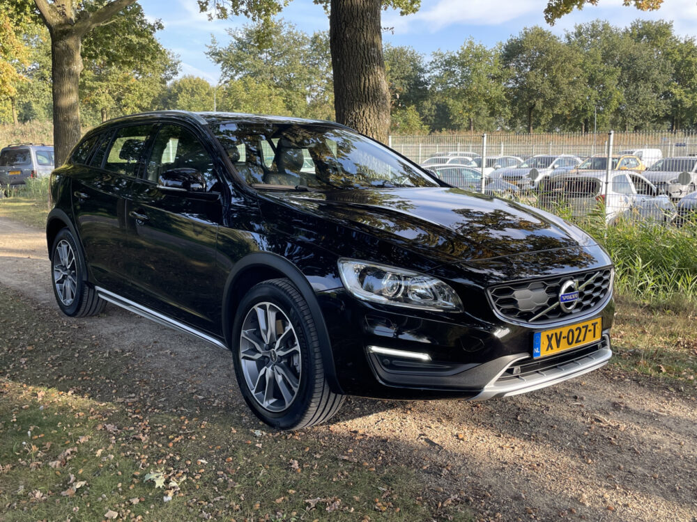 Volvo V60 Cross Country 2.0 T5 Polar+ 3