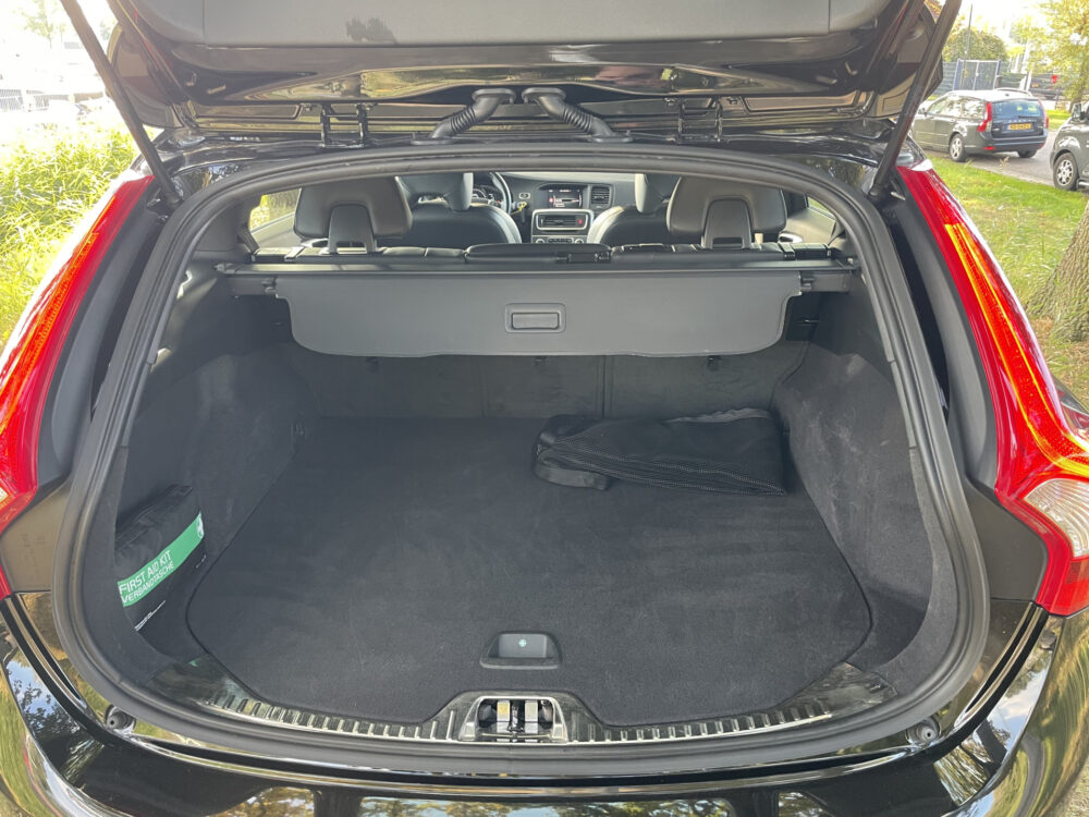 Volvo V60 Cross Country 2.0 T5 Polar+ 8