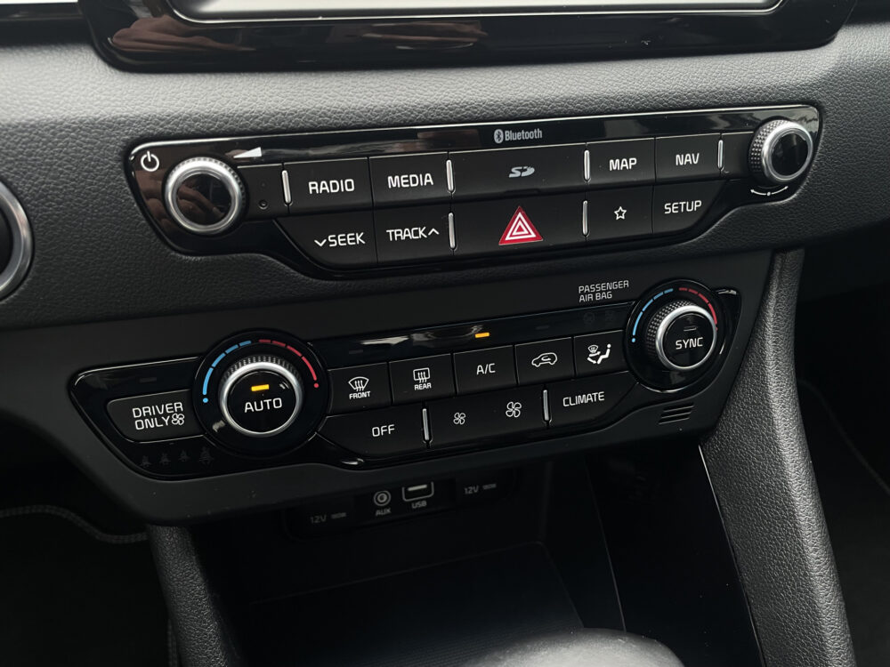 Kia Niro 1.6 GDi Hybrid BusinessLine 12