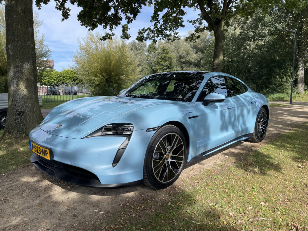 Porsche Taycan 79 kWh 1