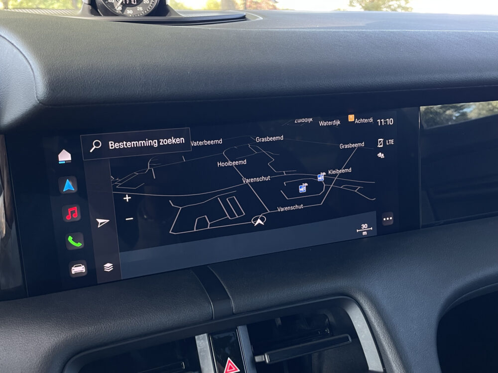 Porsche Taycan 79 kWh 22
