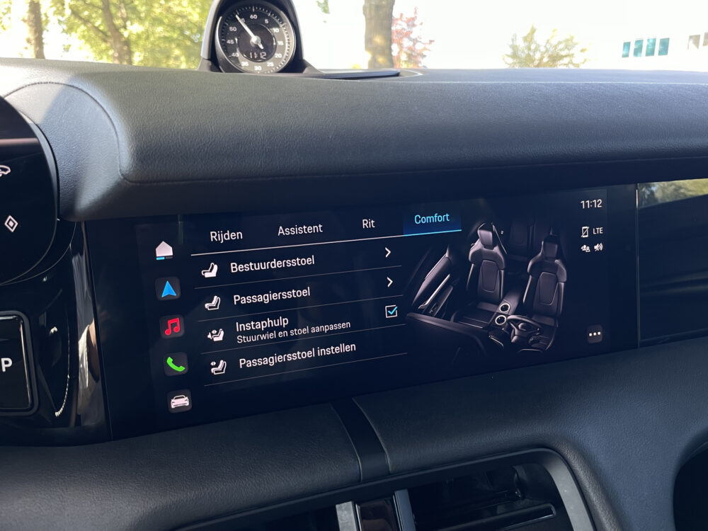 Porsche Taycan 79 kWh 29