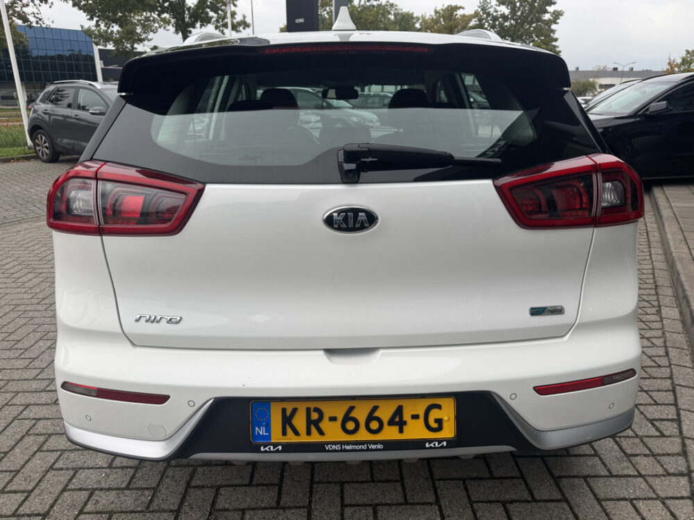 Kia Niro 1.6 GDi Hybrid First Edition 29
