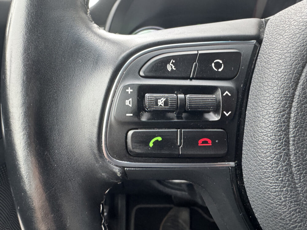 Kia Niro 1.6 GDi Hybrid First Edition 9