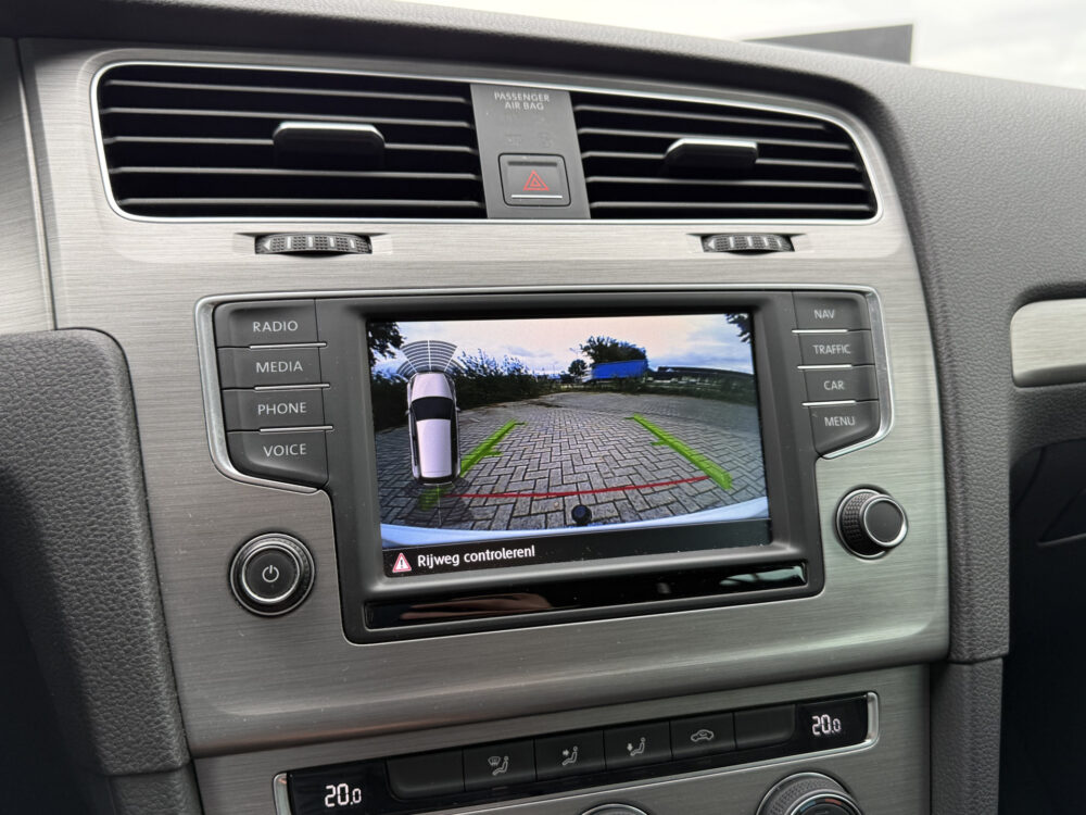 Volkswagen Golf 1.0 TSI Connected Series 21