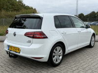 Volkswagen Golf 1.0 TSI Connected Series 33