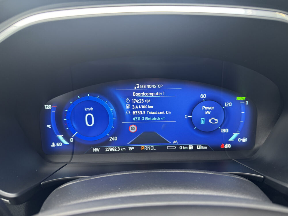 Ford Kuga 2.5 PHEV Titanium 12