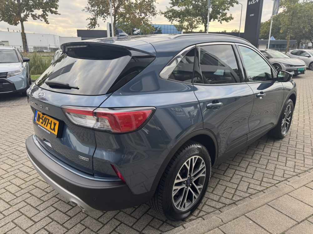 Ford Kuga 2.5 PHEV Titanium 2