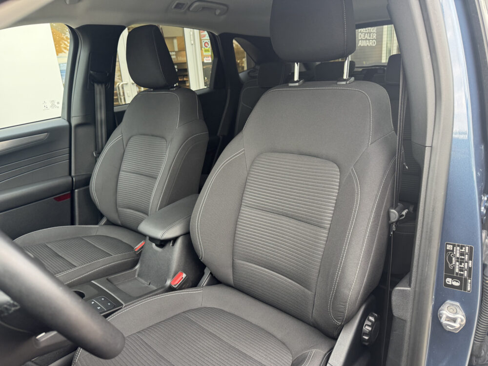 Ford Kuga 2.5 PHEV Titanium 24