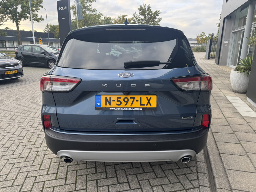 Ford Kuga 2.5 PHEV Titanium 6