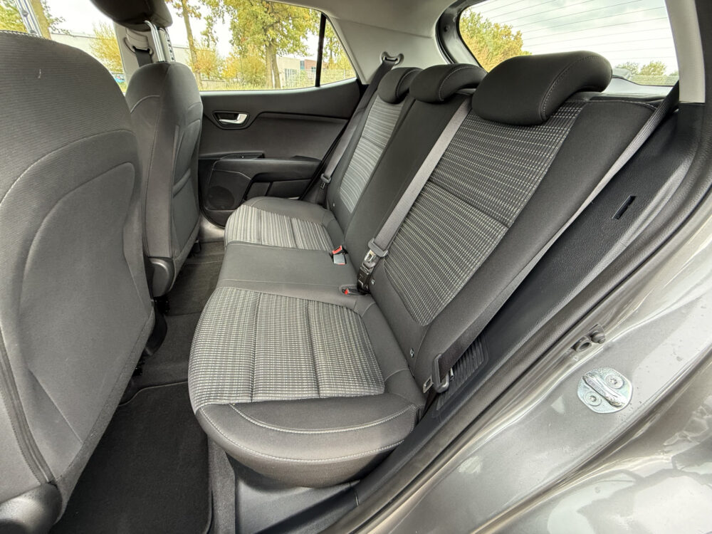 Kia Stonic 1.0 T-GDi MHEV DynamicLine 12
