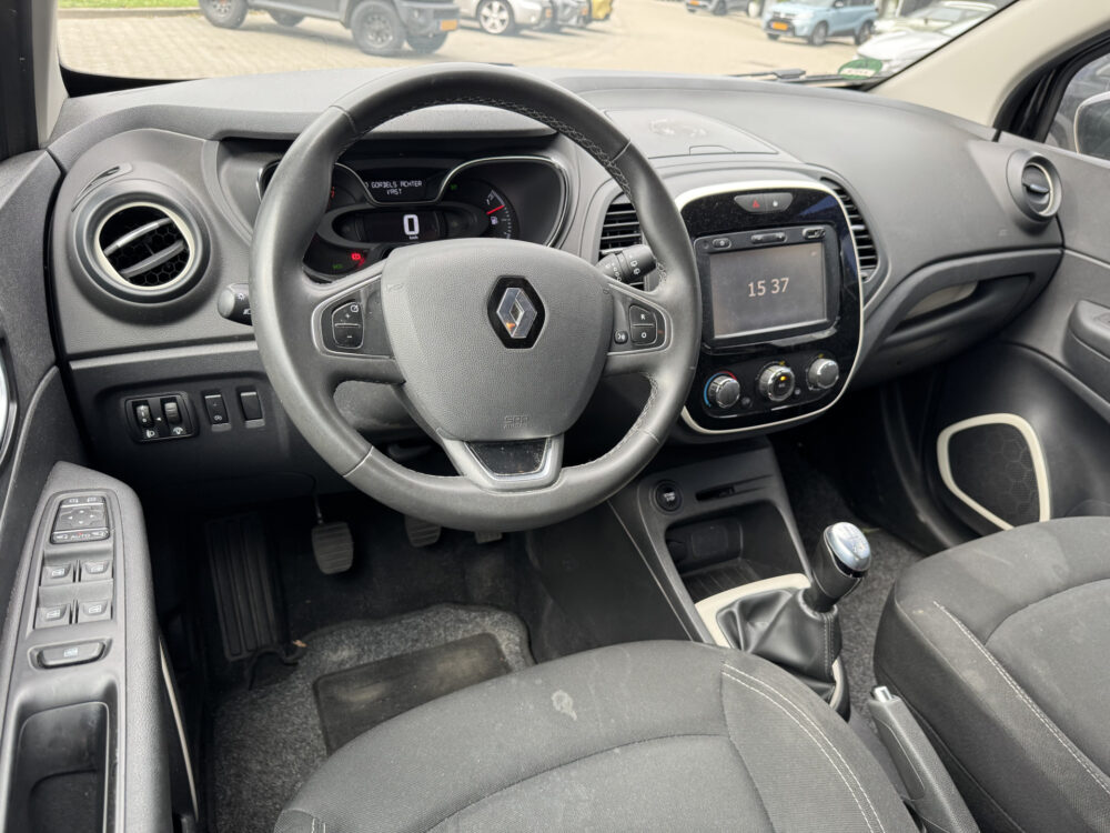 Renault Captur 0.9 TCe Intens 3