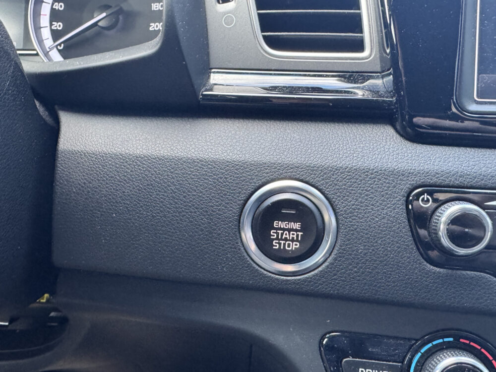 Kia Niro 1.6 GDi Hybrid ExecutiveLine 14