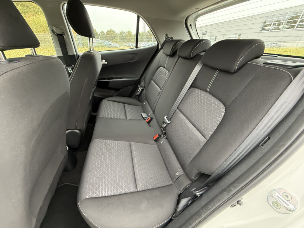 Kia Picanto 1.0 CVVT First Edition 12