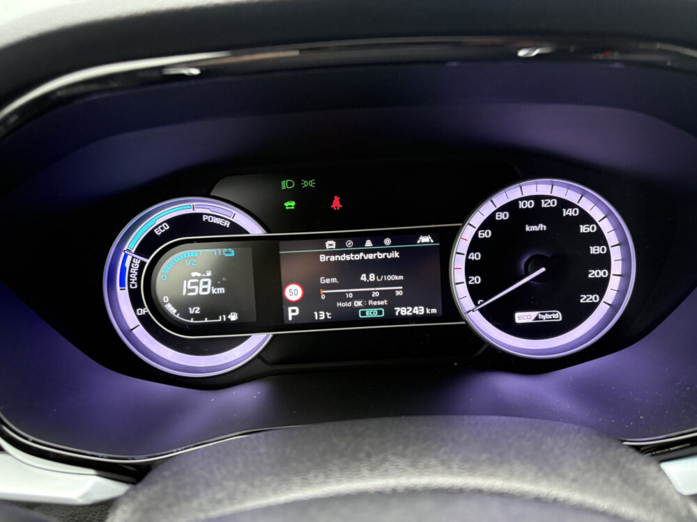 Kia Niro 1.6 GDi Hybrid DynamicLine 12