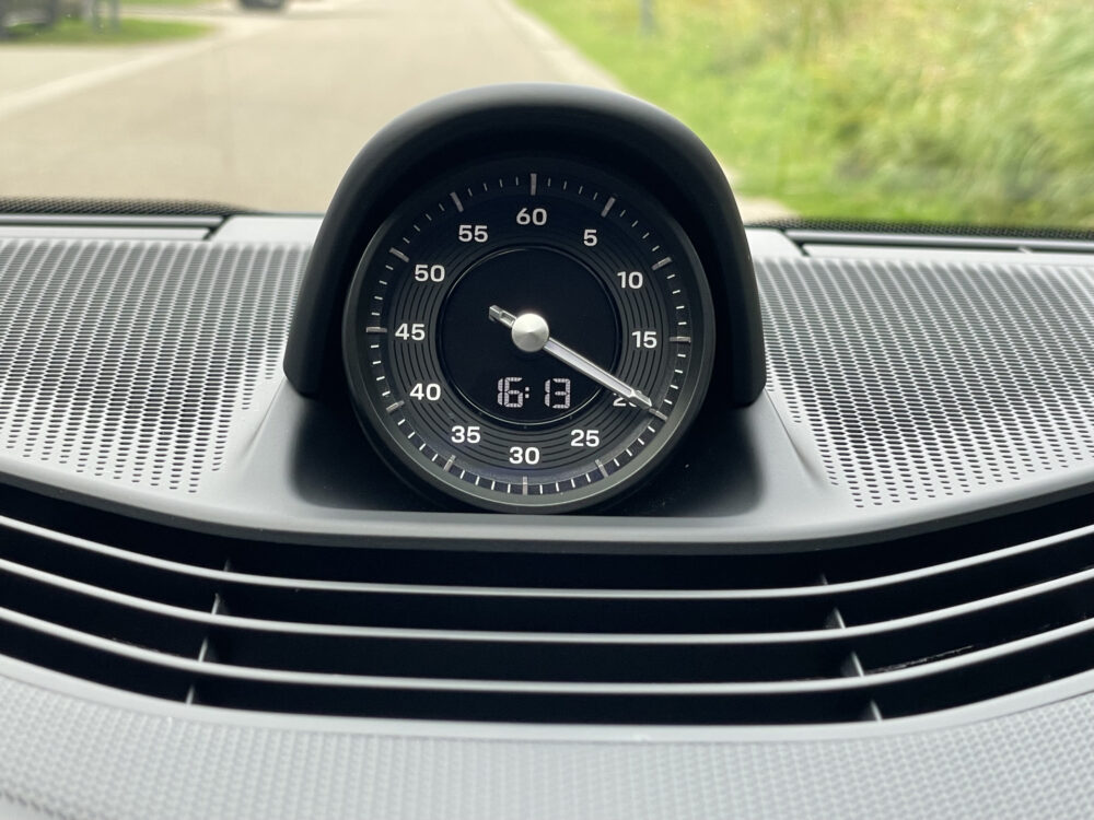 Porsche Taycan Cross Turismo 4S 93 kWh 37