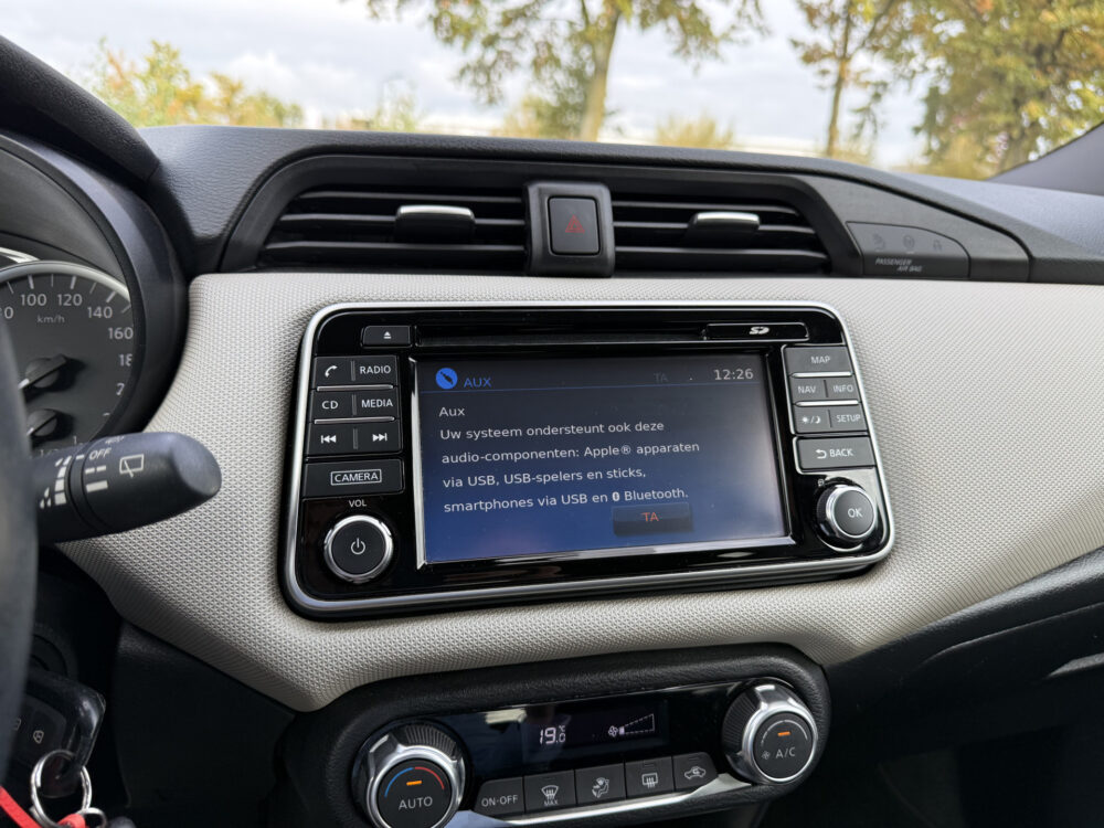 Nissan Micra 0.9 IG-T N-Connecta 15