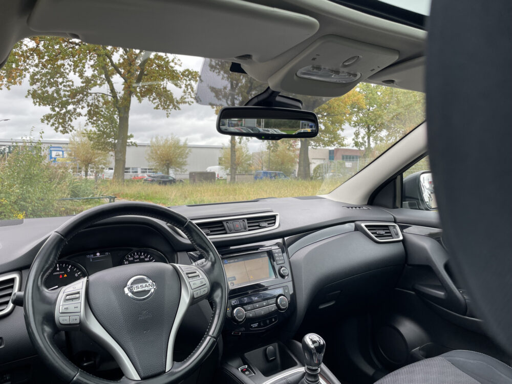 Nissan QASHQAI 1.6 N-Connecta 11
