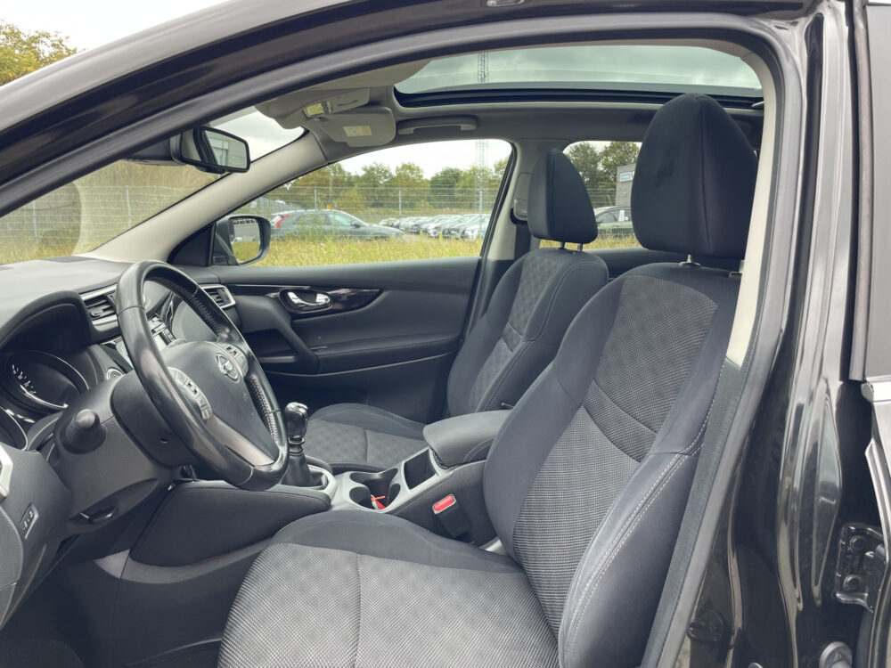 Nissan QASHQAI 1.6 N-Connecta 15