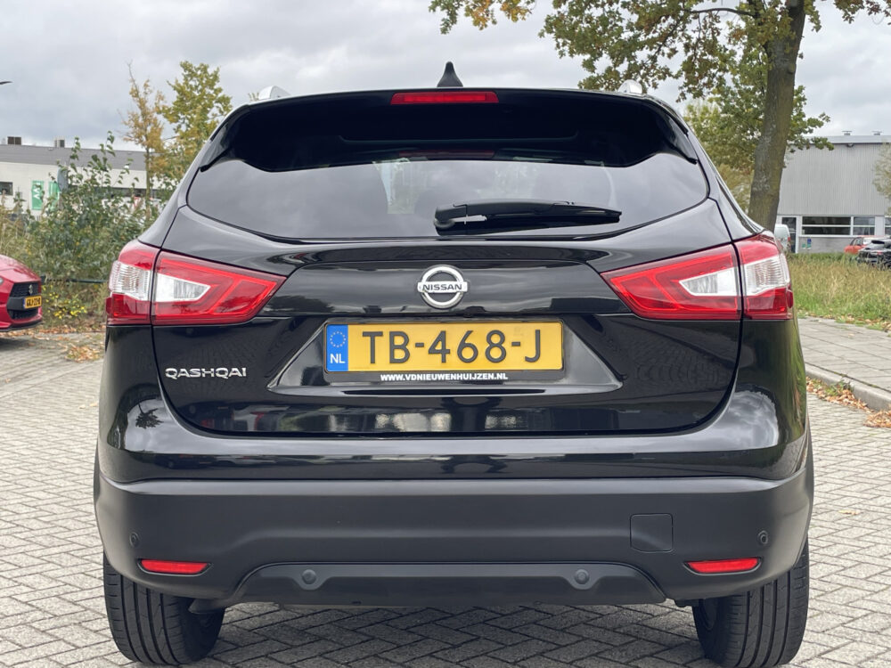 Nissan QASHQAI 1.6 N-Connecta 7